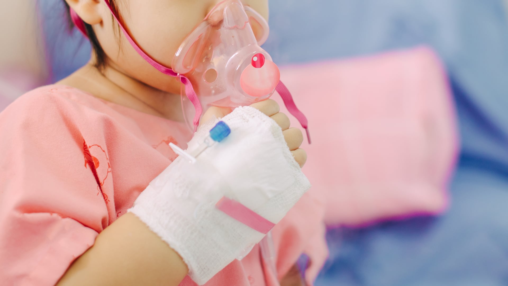 Según la OMS, la neumonía es la principal causa de muerte infantil.