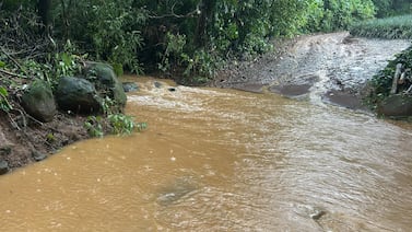 Cruz Roja recupera cuerpo en río Peje