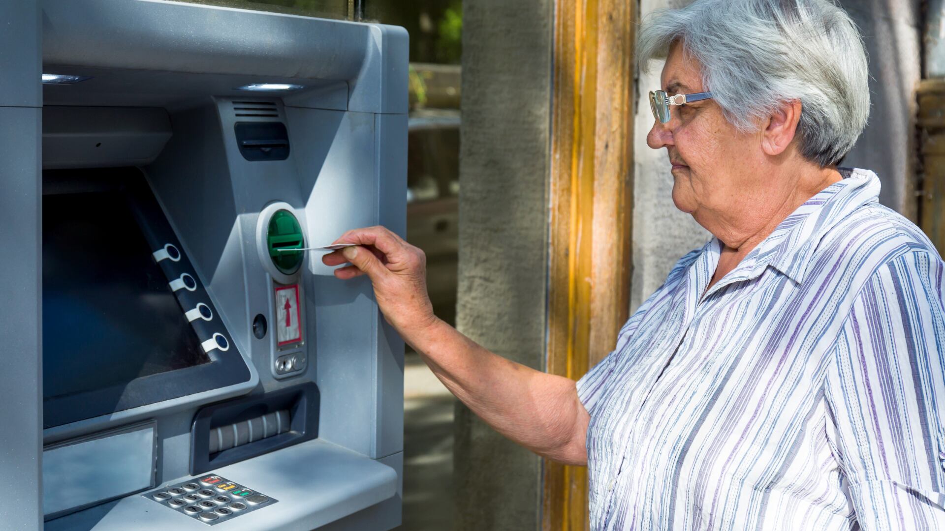 La pensión del IVM se girará este mes. La CCSS mantendrá los beneficios de salud, aguinaldo y aumentos semestrales.