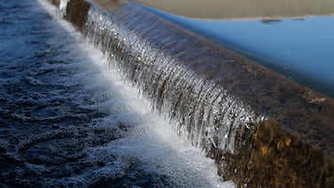 Aumento en tarifas del agua: ¿quiénes pagan más y quiénes menos desde abril?