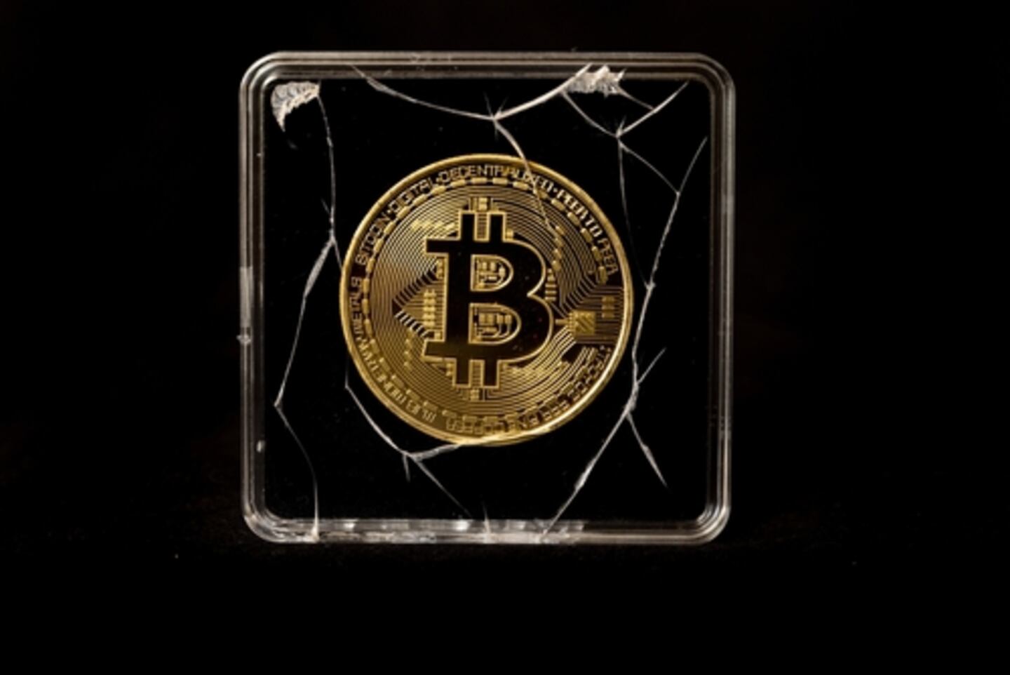 Hombre que perdió un disco duro con $742 millones en bitcoin pone fin a su  búsqueda 12 años después | La Nación