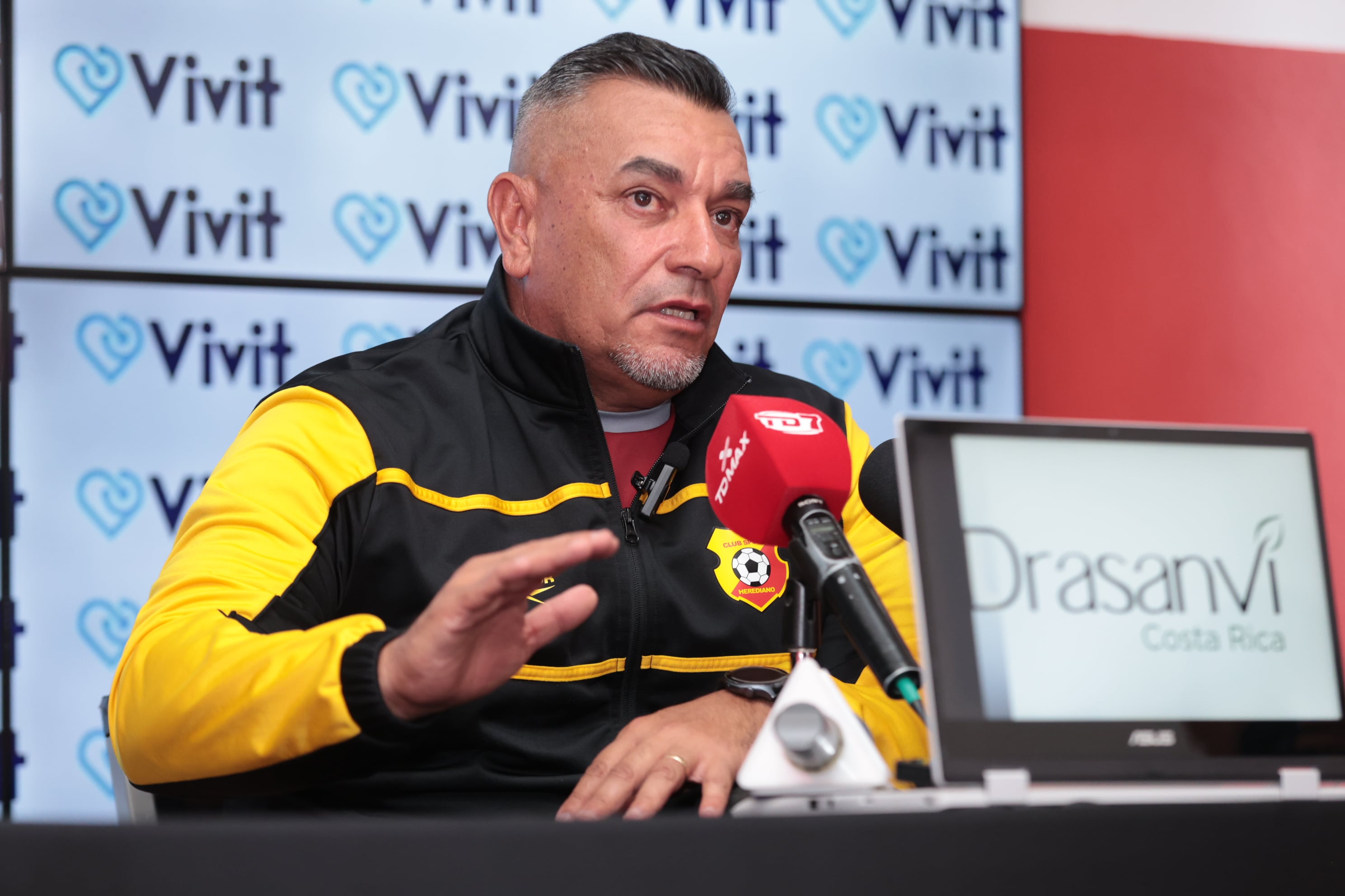 06/02/2026/ fotos de Jose Giacone director técnico de Herediano durante rueda de prensa / foto John Durán