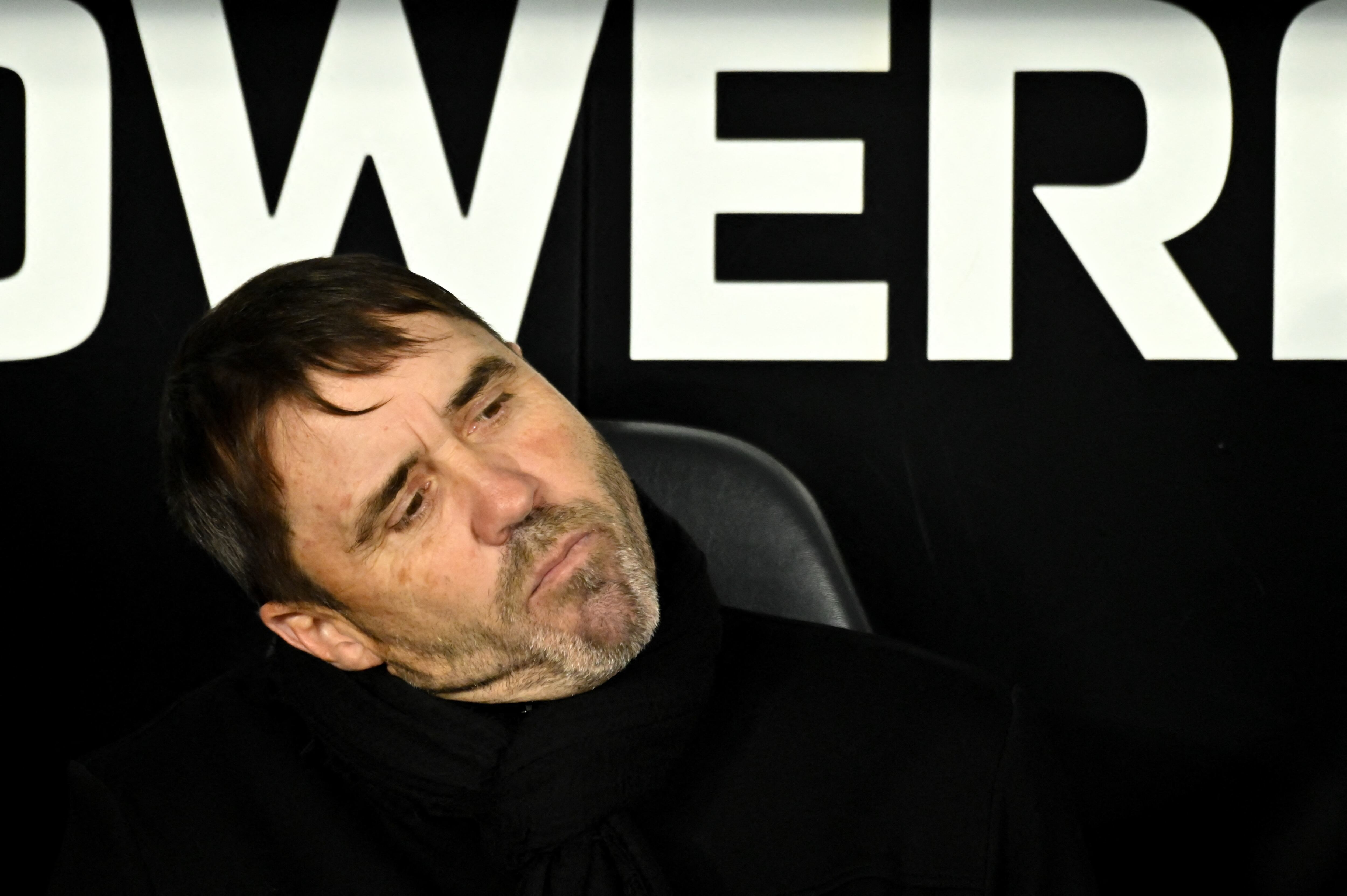 Eduardo Coudet, entrenador del River Plate de Argentina, queda muy cuestionado luego de una nueva derrota.