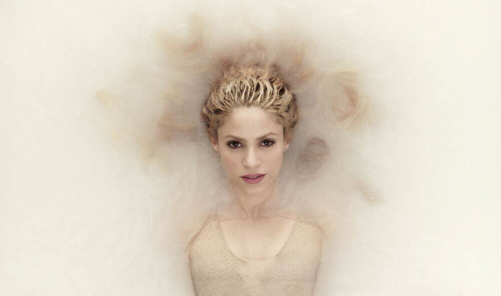 Luego de tres años alejada de los estudios de grabación, la colombiana Shakira publicó un disco de temas inéditos.Foto: Cortesía Sony Music