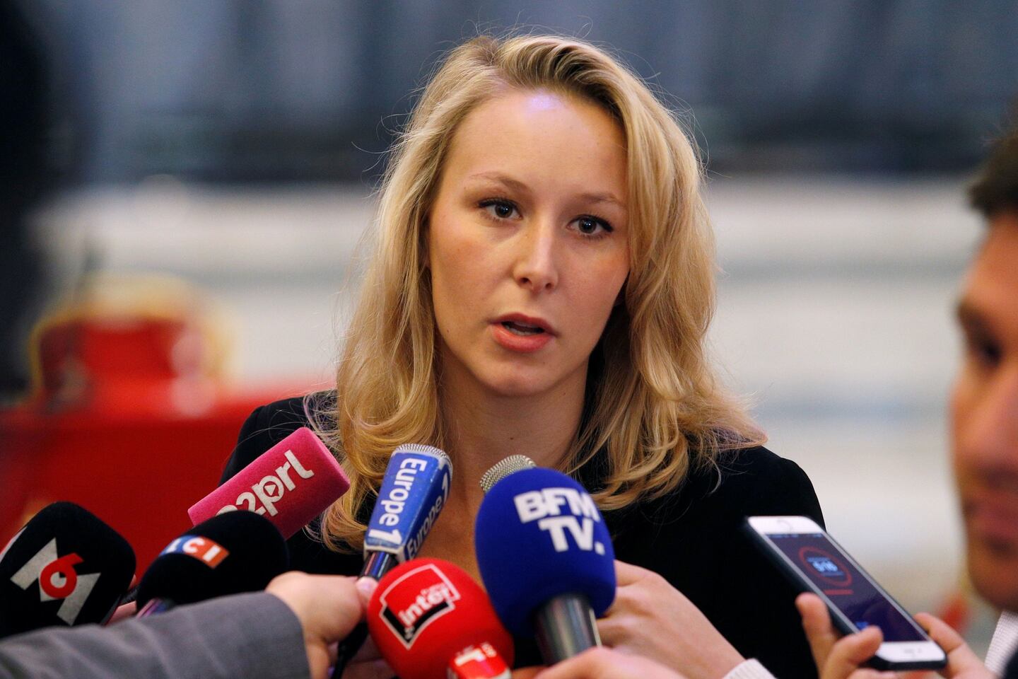 Marion Marechal-Le Pen ocupa una de las dos curules del Frente Nacional en la cámara de diputados.