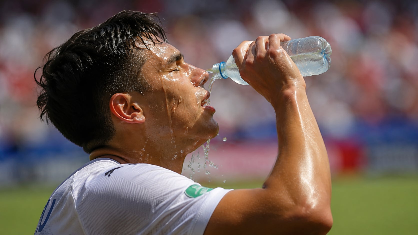 Expertos recomiendan ajustar intensidad, horarios e hidratación durante el verano para reducir riesgos y mantener una práctica deportiva segura.