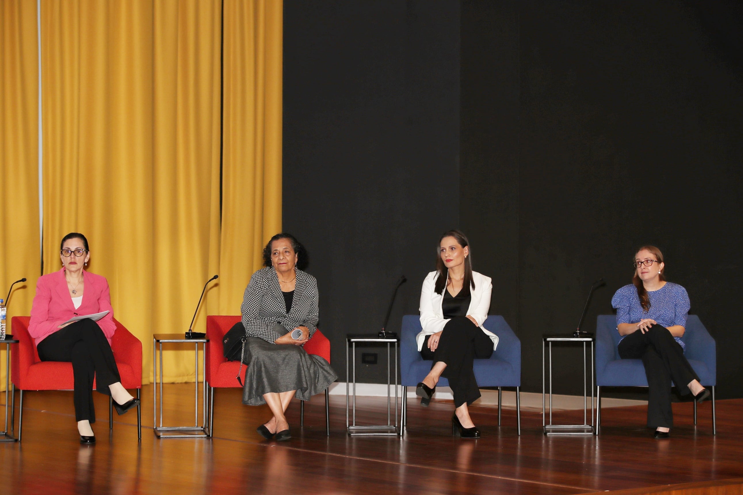 30/05/2024/Informe sobre impacto económico de trabajo doméstico organizado pero el Banco Central / Foto: John Durán