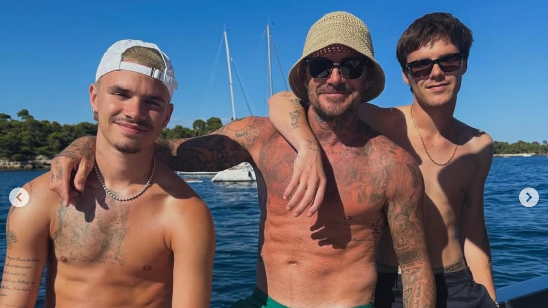 Los Beckham disfrutaron un paseo en yate en Francia con su hijo Cruz y Jackie Apostel, mientras persisten rumores de distanciamiento familiar.