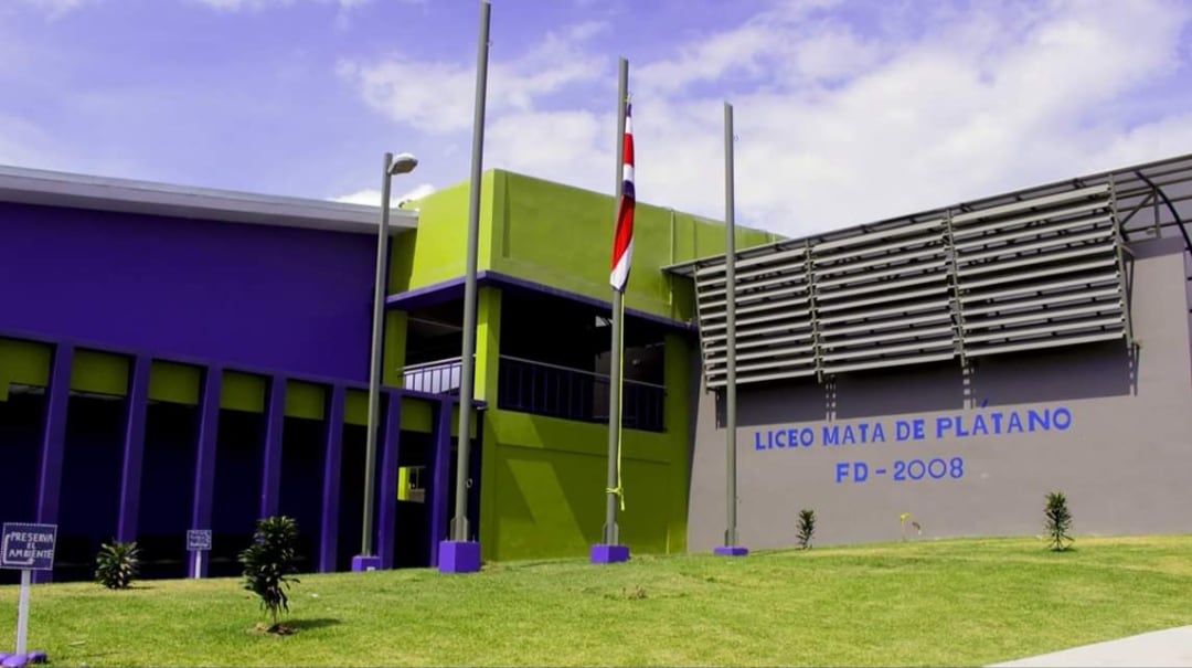 El Liceo Mata de Plátano activó el protocolo implementado en casos de actos de violencia luego de que se reportara un caso de supuesta violencia. Foto: Facebook Liceo Mata de Plátano