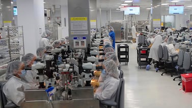 Edwards Lifesciences inaugura centro de servicios en Cartago y ampliará contrataciones en marzo