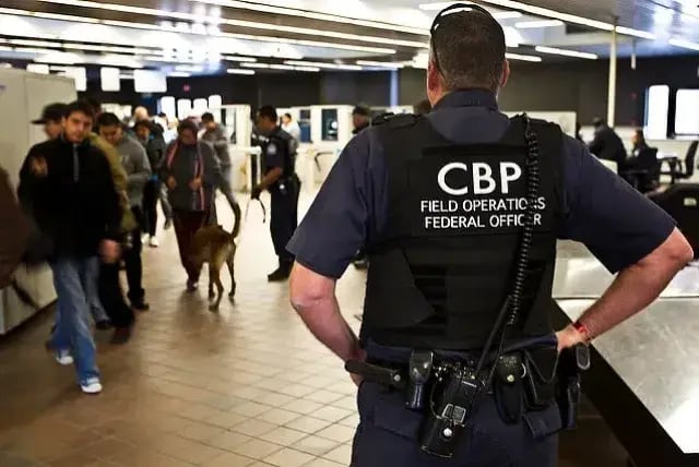 La tecnología EPP permitirá procesar pasajeros con más rapidez en el aeropuerto de Minneapolis a partir del verano de 2025.