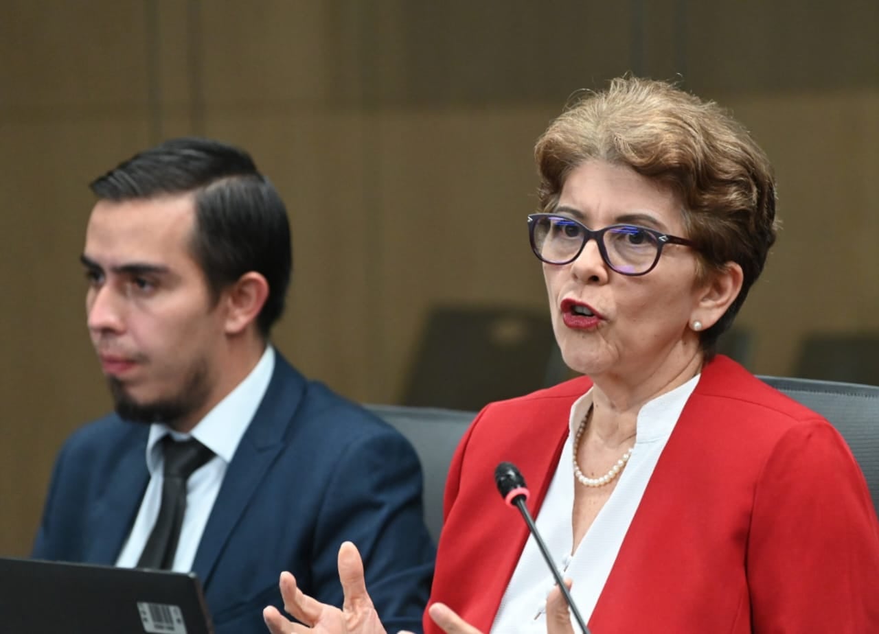 20/11/2023 Asamblea Legislativa comisión del Sinart, comparece la Máster Marta Eugenia Acosta Zúñiga | Contralora General de la República, fotografía Albert Marín