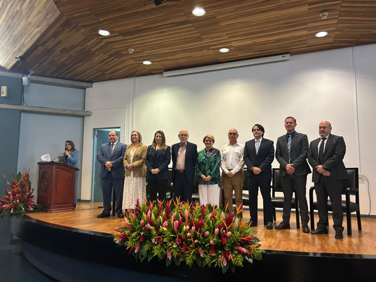 Candidatos firman Compromiso Nacional con la Gestión Comunitaria