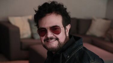 Aleks Syntek estaría internado en clínica de desintoxicación y se podría divorciar por rumores de infidelidad