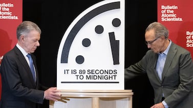 La inteligencia artificial adelanta el ‘Reloj del Juicio Final’ y deja a la humanidad a 85 segundos del colapso