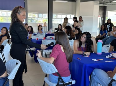 UNIVERSIDAD FIDÉLITAS