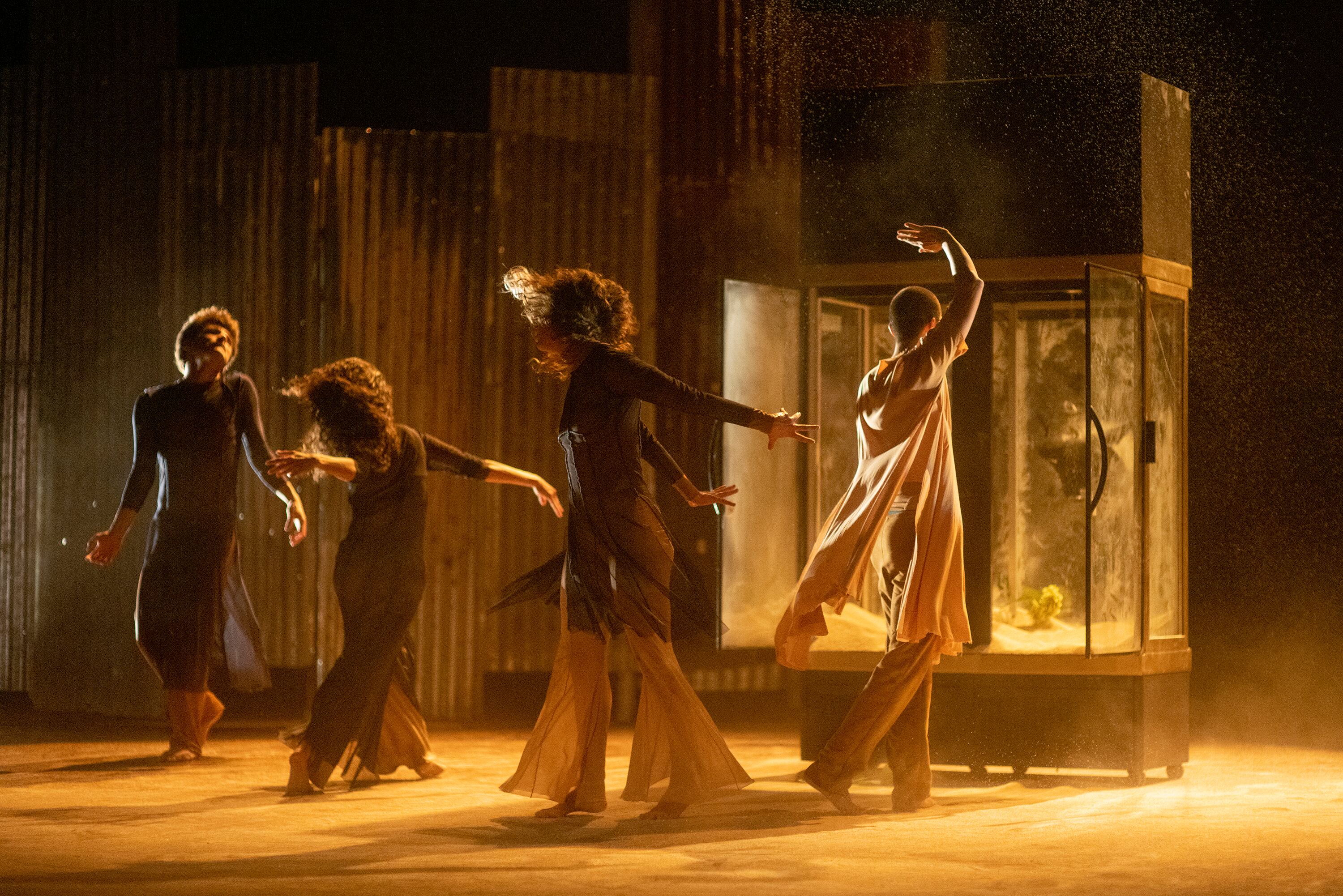 'Pretextos y estrategias para desaparecer', de Daisy Servigna, en el Teatro de la Danza.