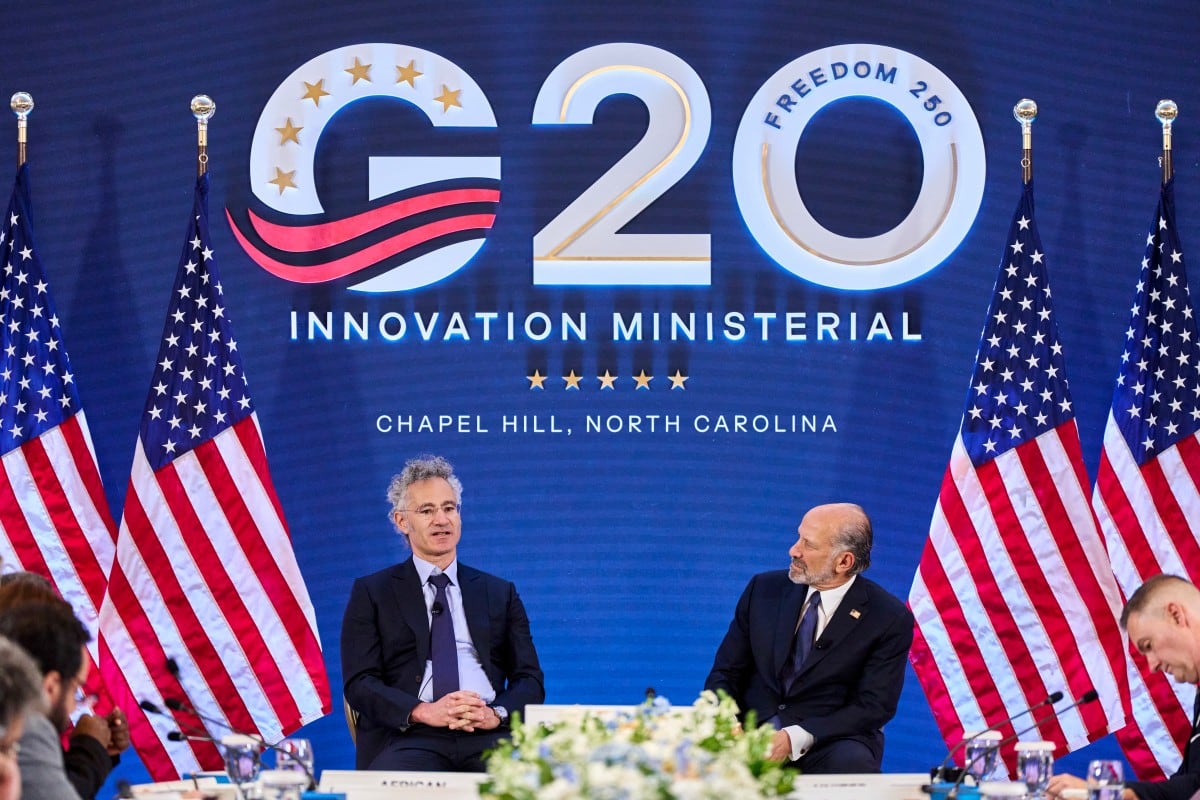 El director ejecutivo de Palantir, Alex Karp, y el secretario de Comercio de Estados Unidos, Howard Lutnick, participan en la Reunión Ministerial de Innovación del G20, en Chapel Hill, Carolina del Norte, el 2 de septiembre de 2026.