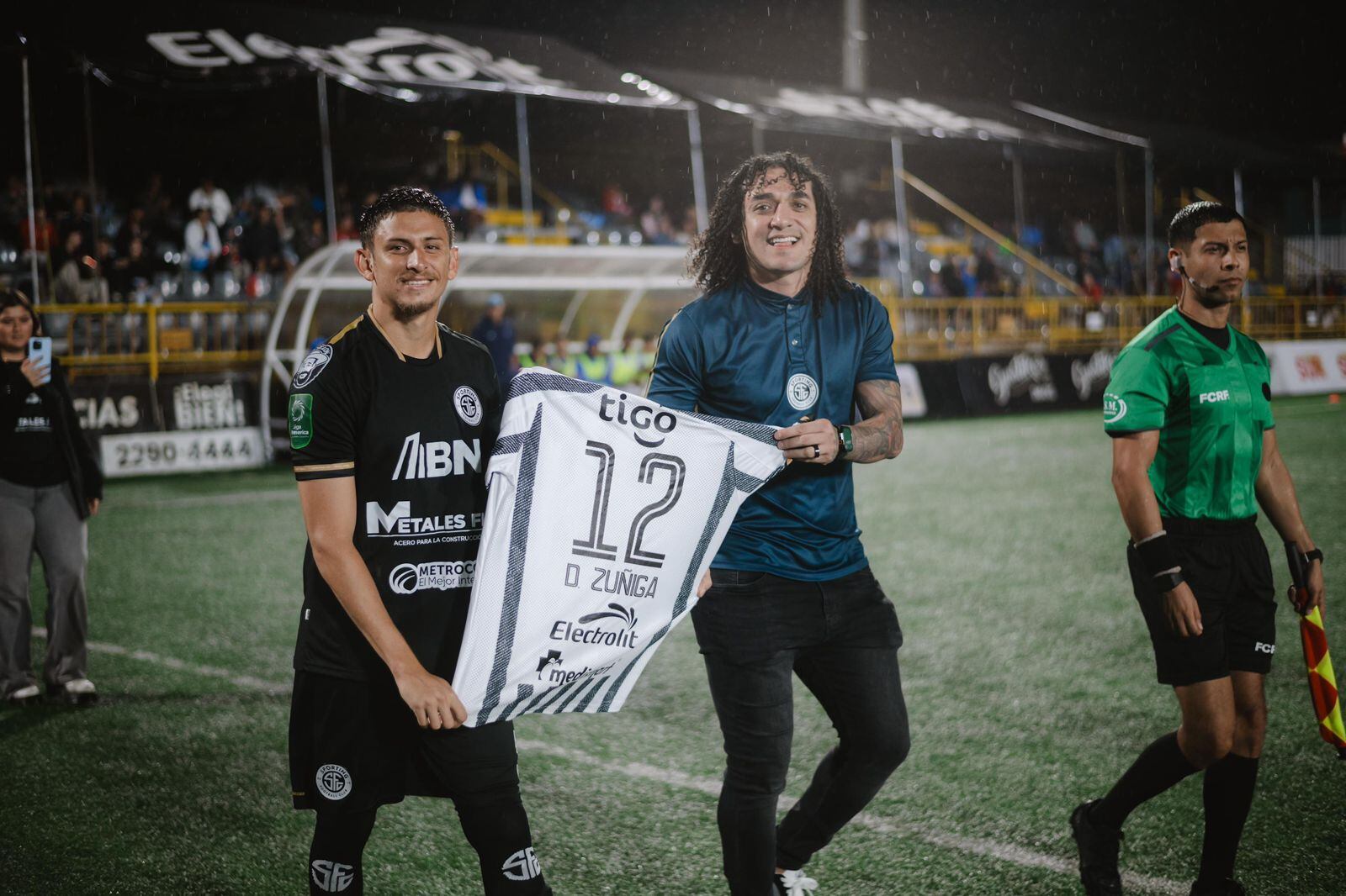 Diego Zúñiga
Se retira del fútsal
Luis Flores
Capitán de Sporting FC
13 de noviembre del 2024
Cortesía: Sporting FC