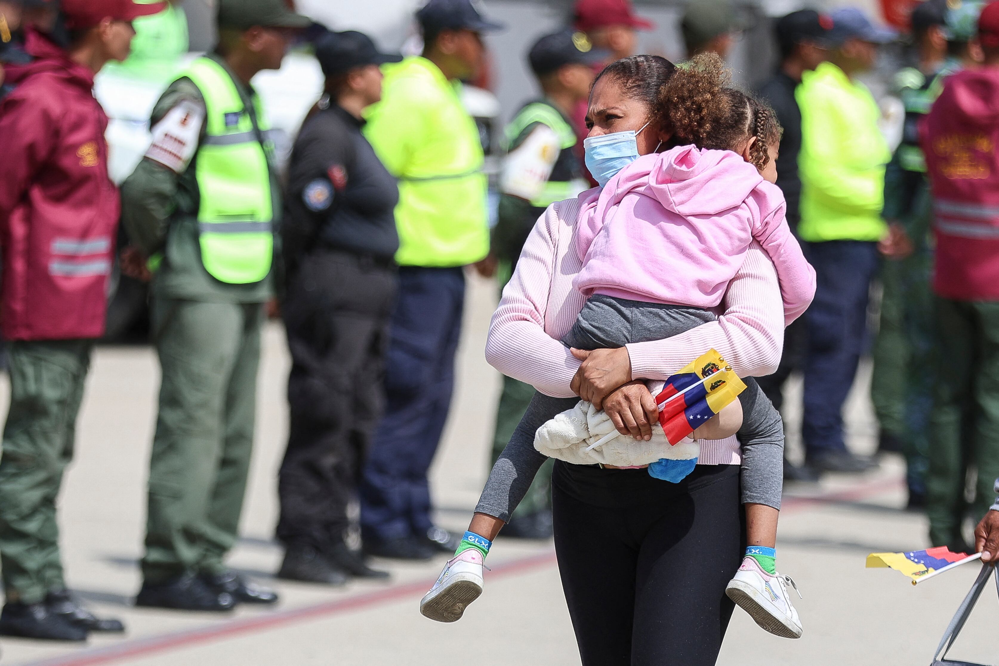 A Venezuelan migrant deported from the US arrive at Simon Bolivar International Airport in Maiquetia, Venezuela on February 24, 2025. (Photo by Pedro MATTEY / AFP)