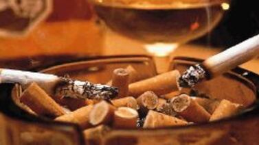 ¿Por qué América Latina debe aumentar los impuestos al tabaco según la OCDE?