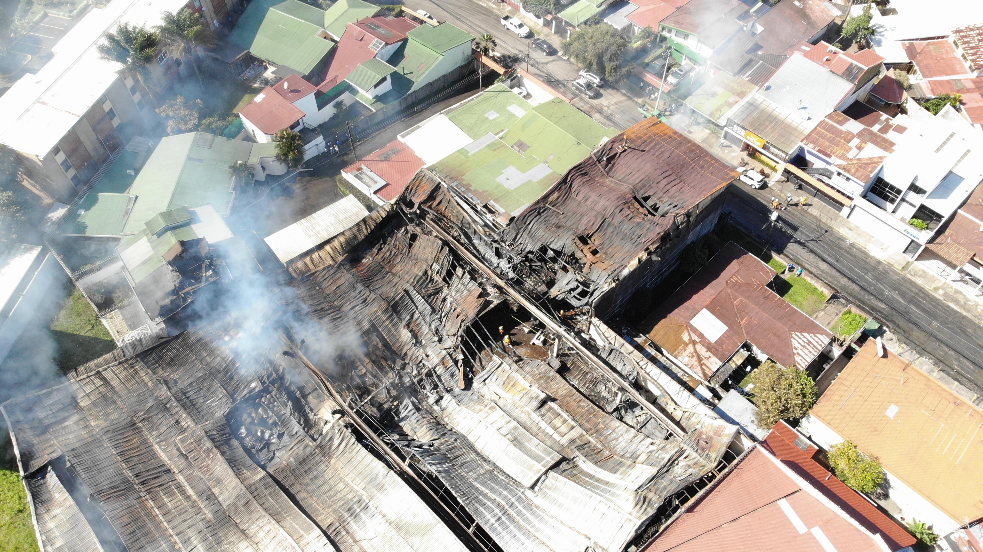 Vista aérea del incendio