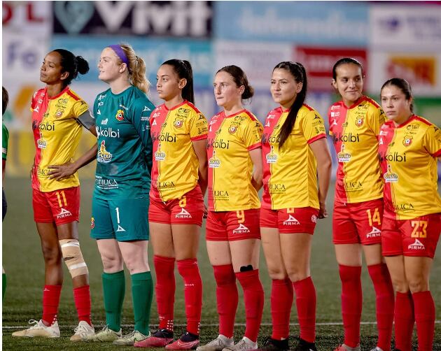 Herediano femenino