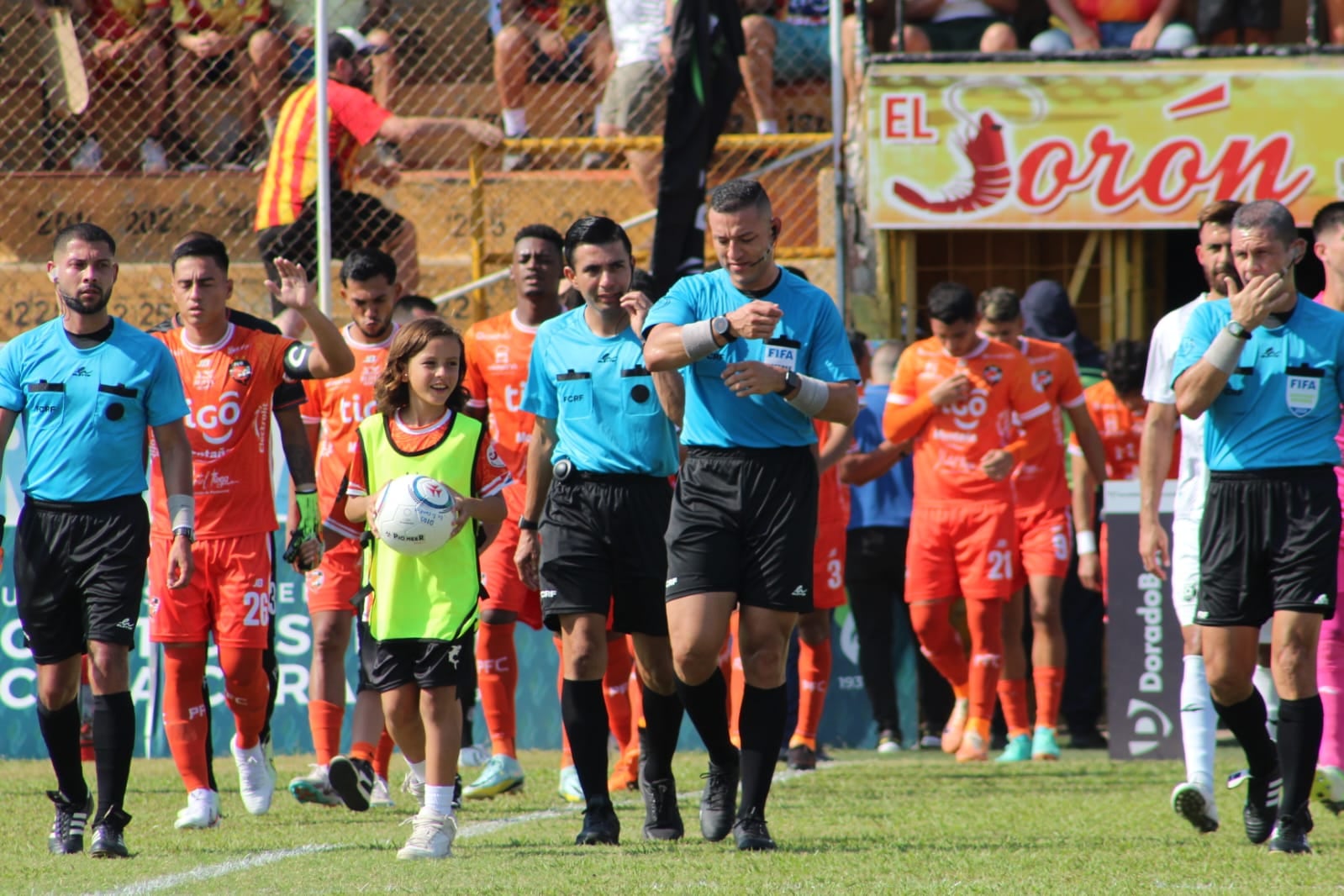 Árbitro Steven Madrigal. Puntarenas FC - Herediano. Estadio Lito Pérez. Foto: Prensa Unafut