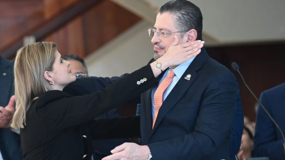Laura Fernández le extendería la inmunidad a Rodrigo Chaves en caso de ganar elecciones | La Nación