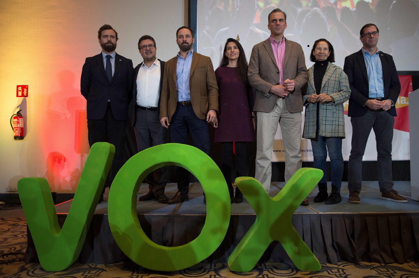 La ultraderecha de Vox quiere ganar votos en España con el ‘cabreo ...