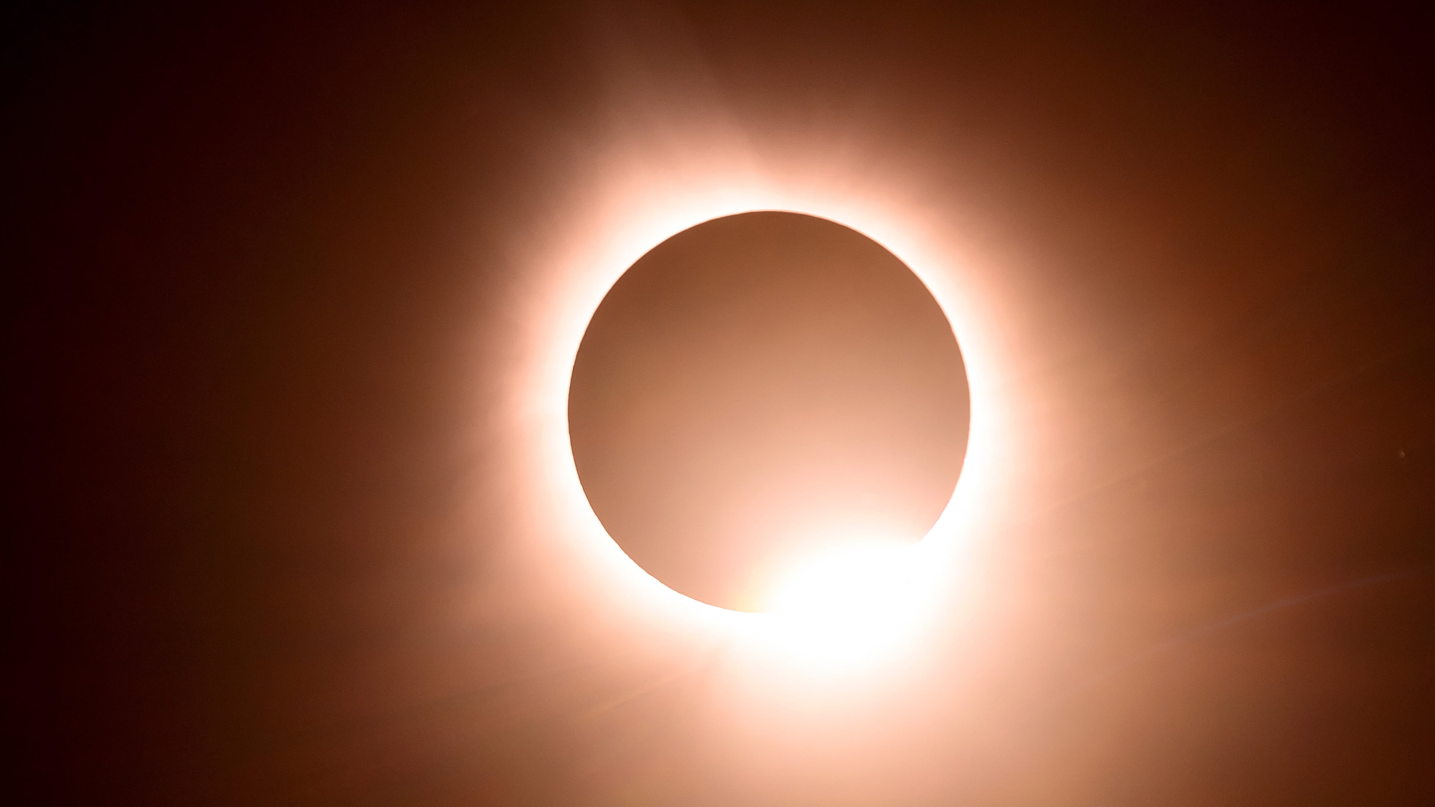 Eclipse total de Sol: las mejores 20 fotos del fenómeno que fascinó a México, Estados Unidos y Canadá | EF