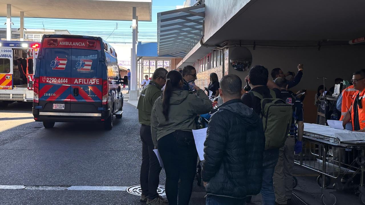 El Hospital Nacional de Niños en conjunto con el Hospital Carlos Sáenz Herrera realizan un simulacro de emergencia masiva este jueves 26 de febrero.