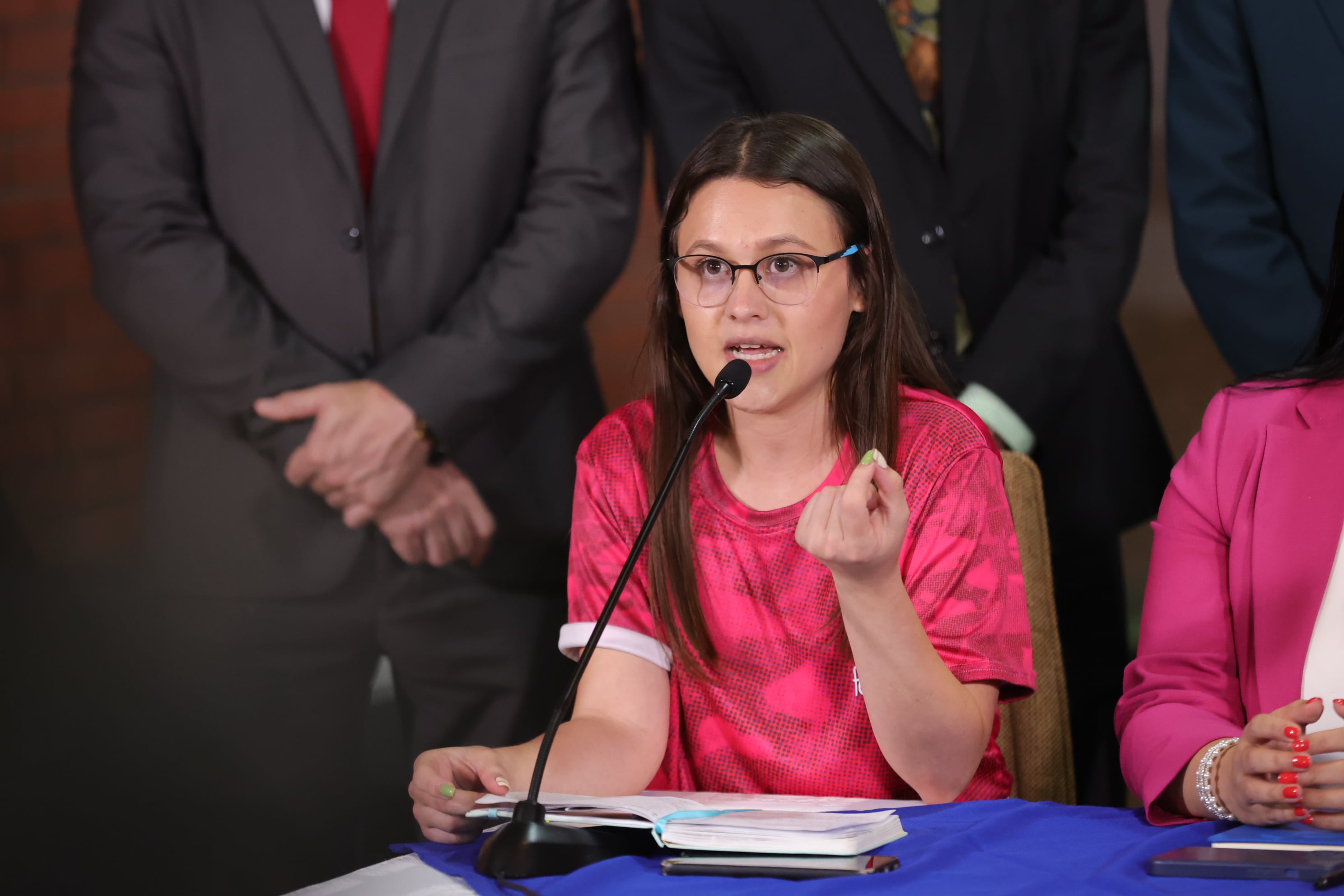 24/06/2025/ Los jerarcas de Educación, Leonardo Sánchez; de Hacienda, Nogui Acosta; de Mideplán, Marta Esquivel, y del Micitt, Paola Nájera, Maria Estrada durante conferencia de prensa en el cuarto encuentro para negociar el FEES 2026. /foto John Durán