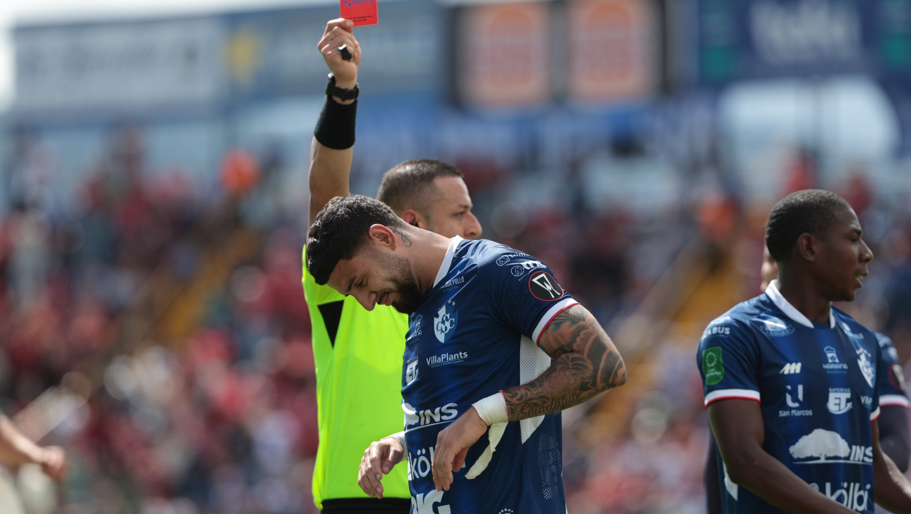 30/11/2025/ Juego entre Club Sport Cartagines vs Liga Deportiva Alajuelense por la fecha 17 del torneo apertura de l Liga Promerica en el estadio Fello Meza / foto John Durán