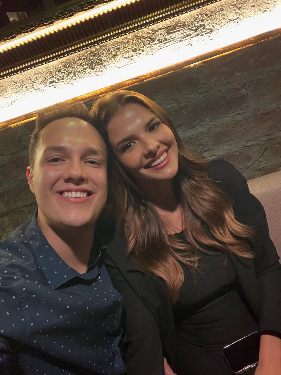 Rafael Pérez Zárate y su novia Mahyla Roth Benavides