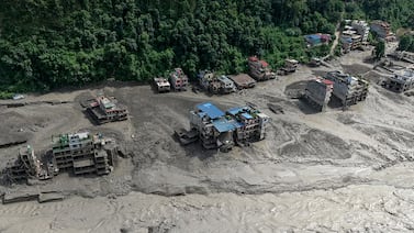 Gran inundación arrasa zona turística de Nepal: al menos 95 muertos y 384 turistas sin localizar