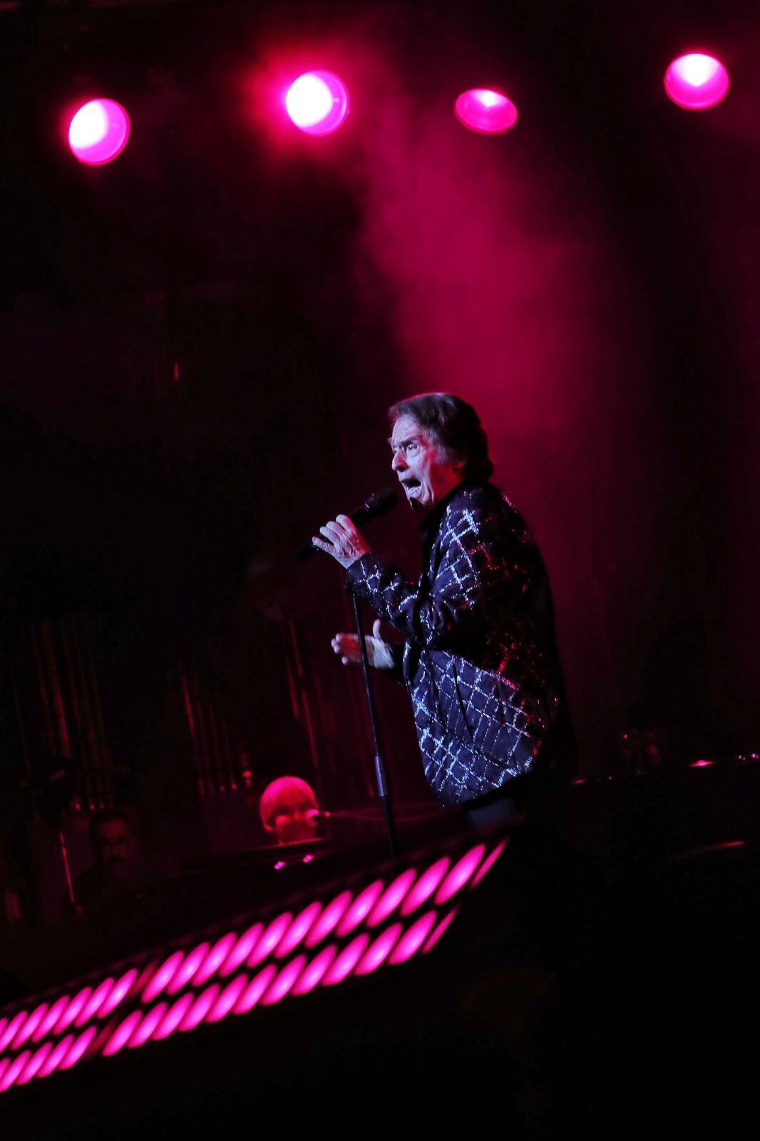 El español Raphael traerá a Costa Rica su espectáculo 'Victoria' en febrero del 2025.