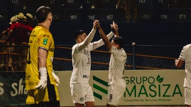 Sporting vence a Pérez Zeledón y se acerca al liderato