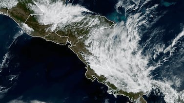 Así se dibujan desde el espacio los vientos alisios intensos que enfrían a Costa Rica