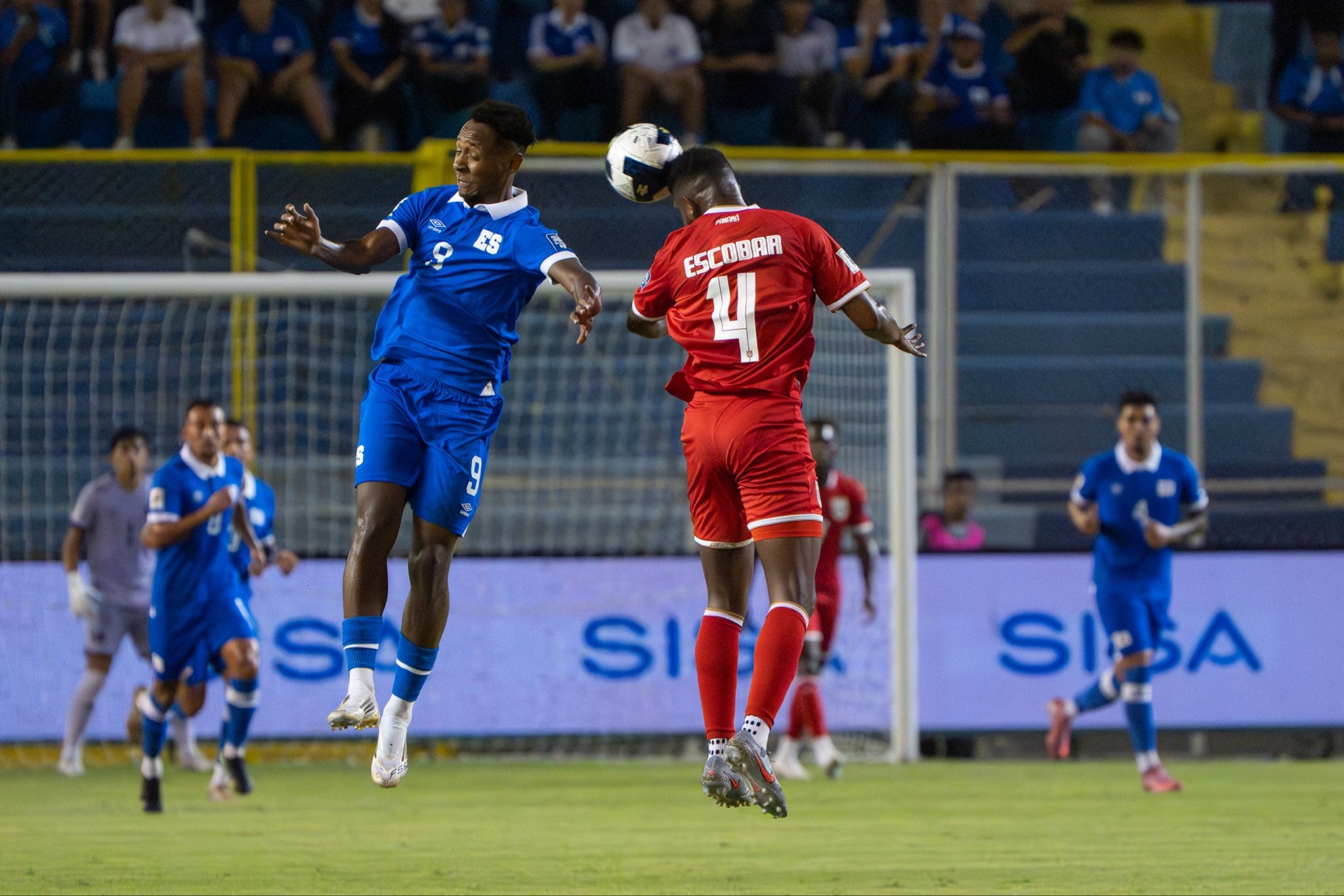 El partido entre El Salvador y Panamá fue de dientes apretados, pero ganaron los canaleros.