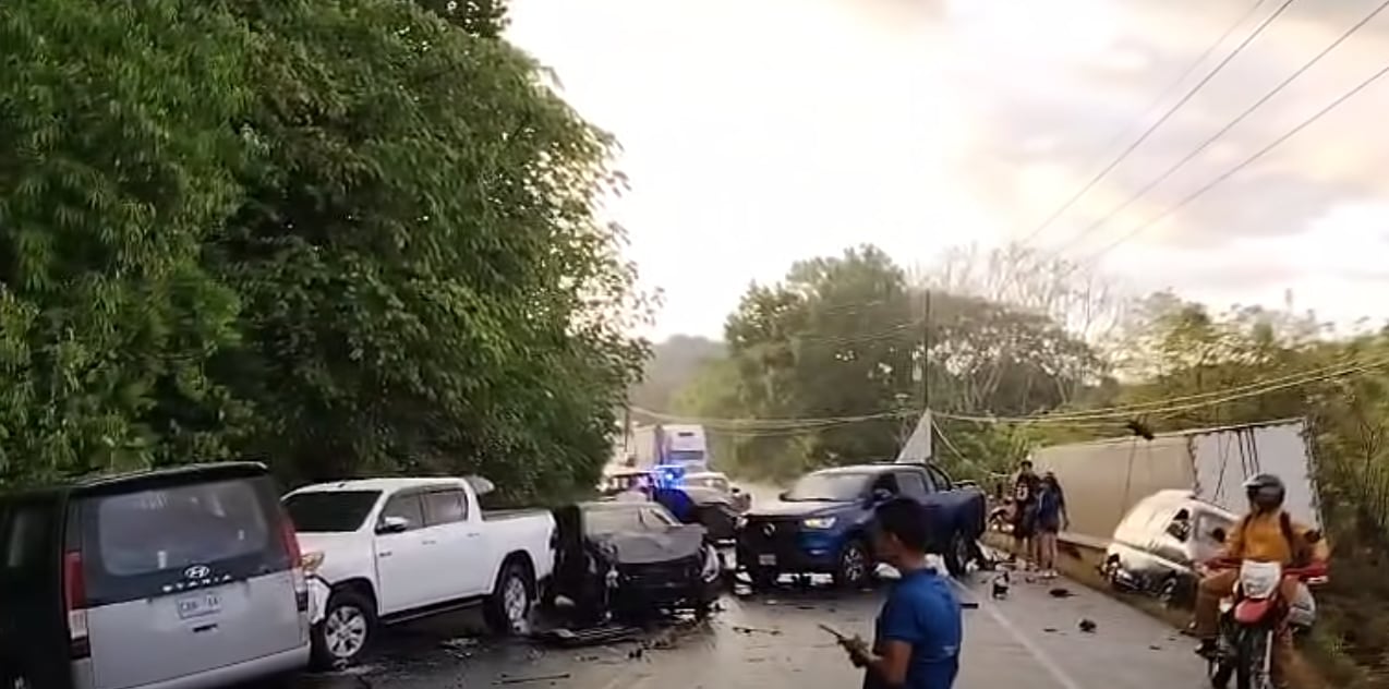 La colisión múltiple en Osa ocurrió minutos antes de las 6:00 a. m. de este miércoles 15 de abril.