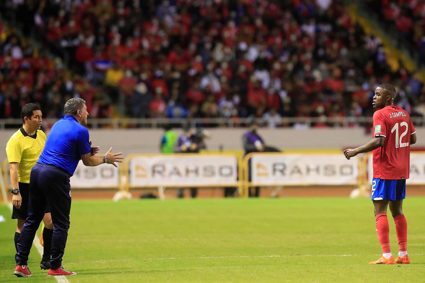 24/03/2022 Estadio Nacional, La Sabana. La Selección Nacional de Costa Rica recibió a su similar de Canada en partido trascendental, por la hexagonal final de Concacaf, para seguir con opción de clasificar al Mundial de Catar. Luis Fernando Suárez, director técnico de La Sele.