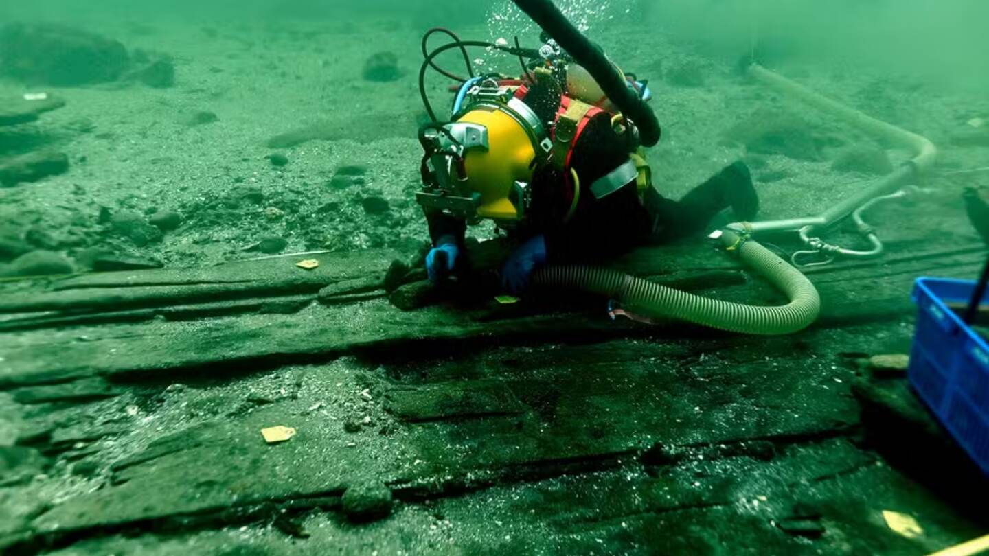 Arqueólogos daneses identificaron el mayor barco mercante medieval conocido, un naufragio de 600 años que aporta nuevas claves sobre el comercio del norte de Europa.