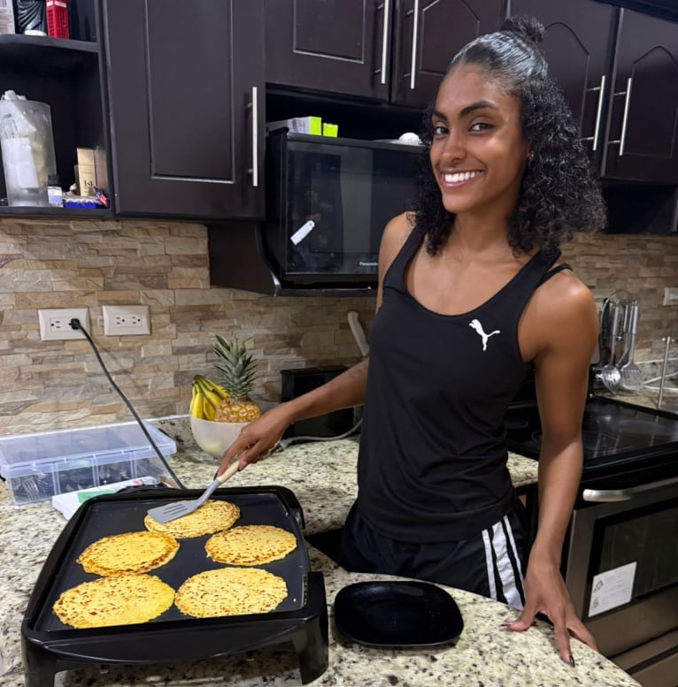 Neshy Lindo Álvarez
Alejandro Flores
Taekwondistas vendedores de tortillas
17 de febrero del 2026
Cortesía: Neshy Lindo Álvarez