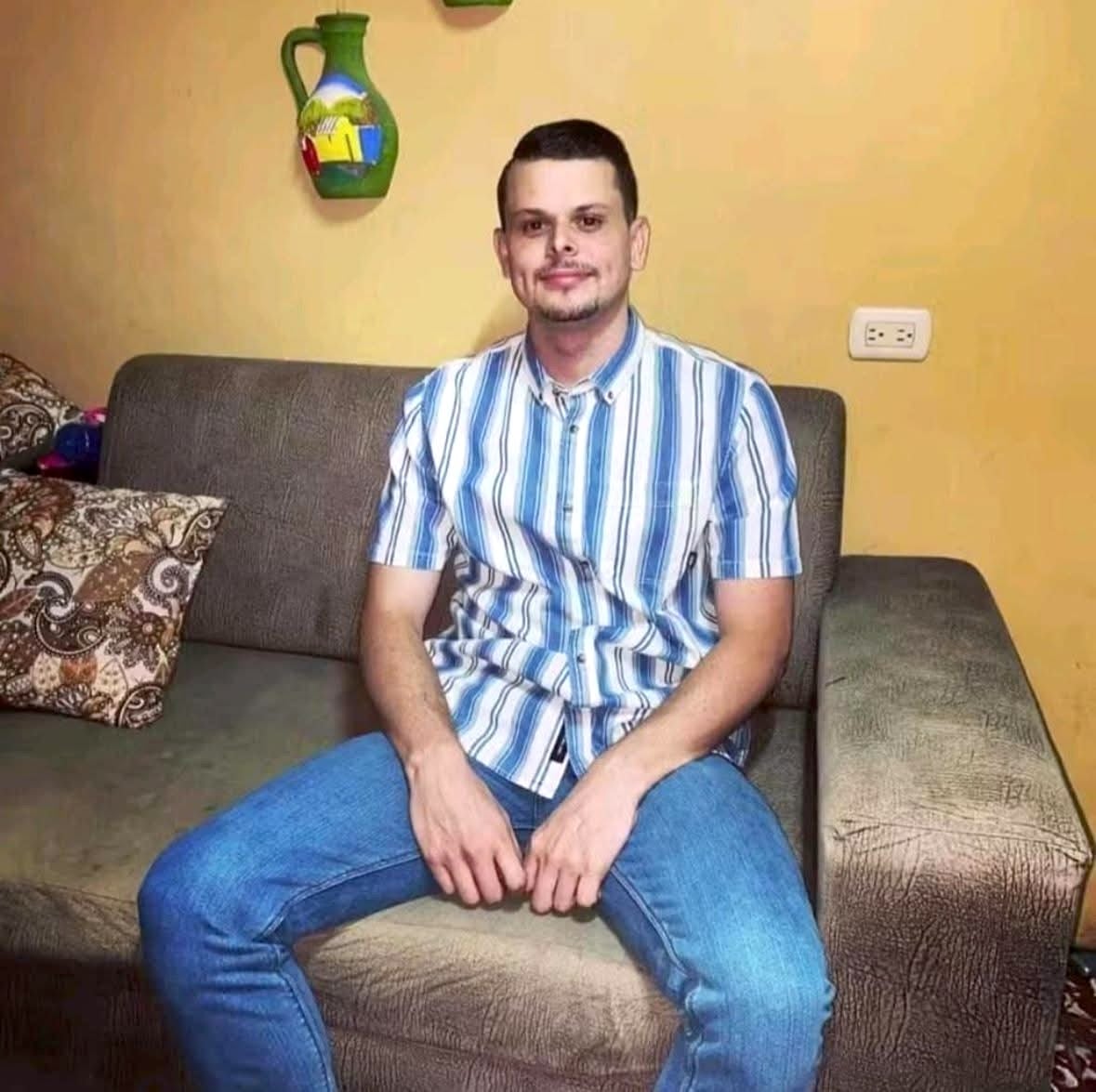 El joven ingeniero de sistemas, murió asesinado la noche del lunes en el barrio El Futuro, en San Rafael de Alajuela. Fotografia: