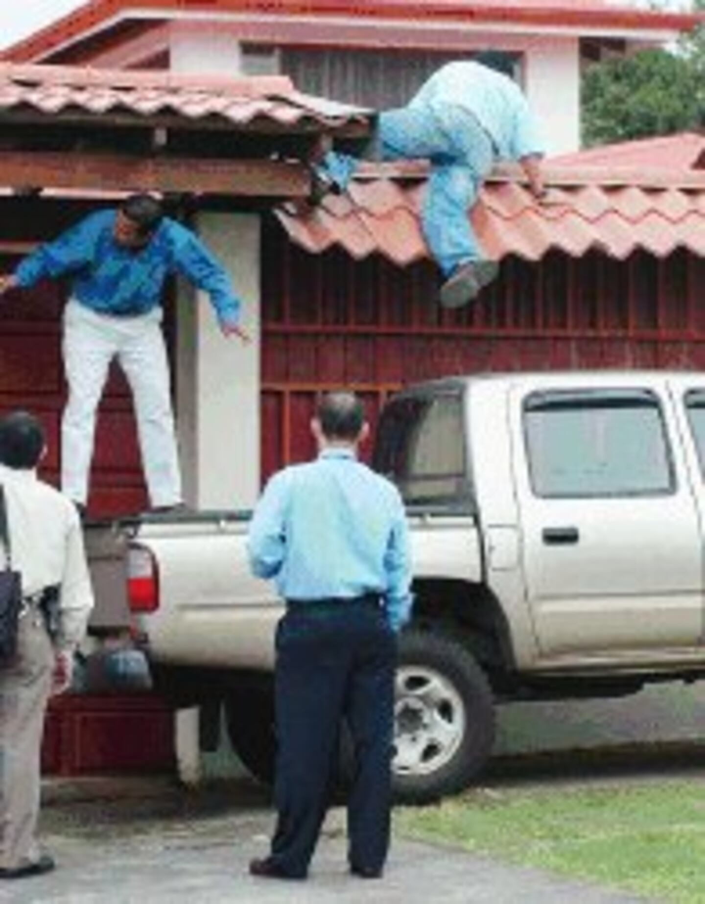 Nueve detenidos tras defraudar al fisco por un total de ¢500 millones ...