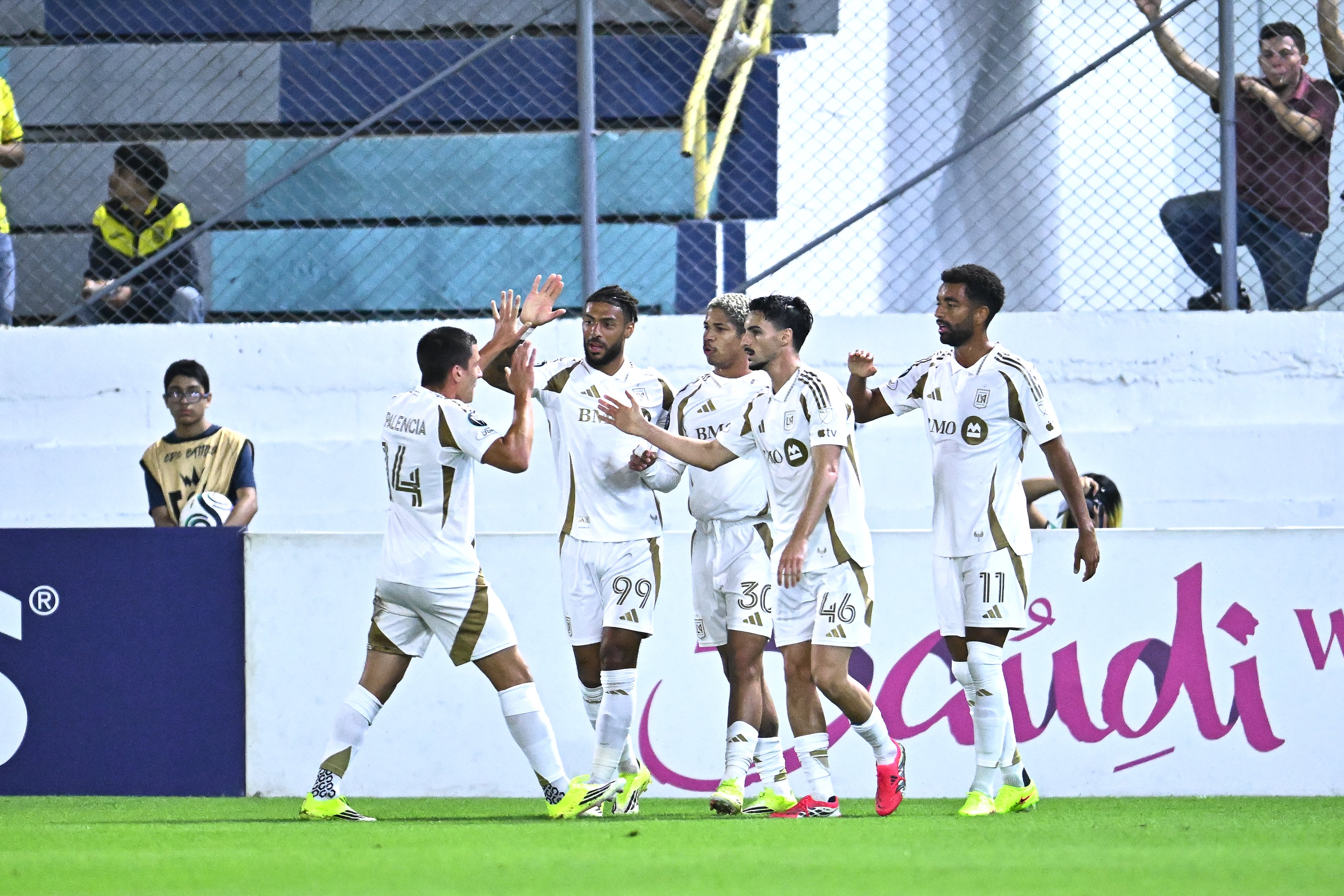 LAFC fue una máquina de hacer goles en el Estadio Francisco Morazán contra Real España. Y ahí, Denis Bouanga y Son Heung-Min hicieron de las suyas.