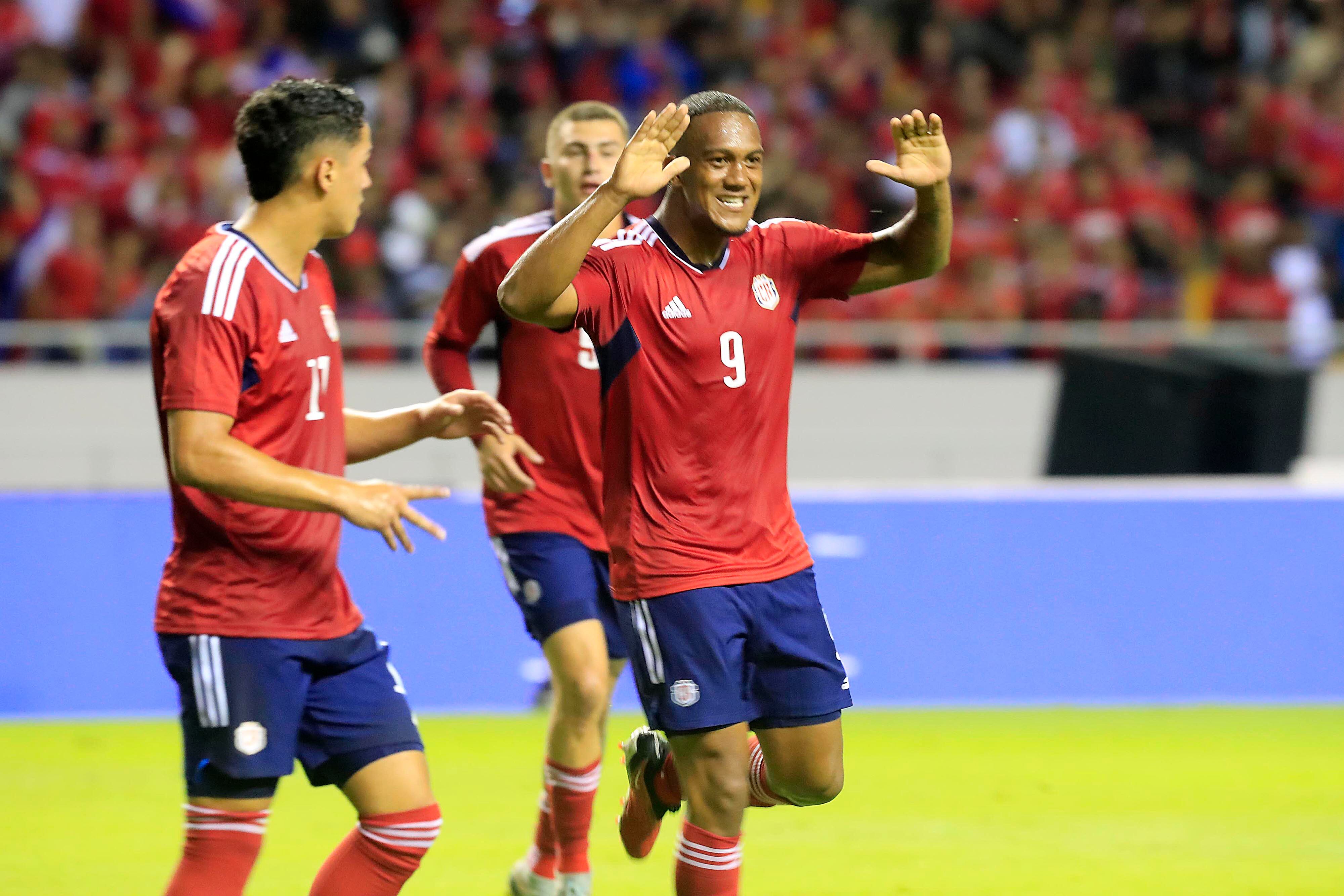02/02/2024 Estadio Nacional, La Sabana. La Selección Nacional de Costa Rica recibió a su similar de El Salvaldor, en partido amistoso o de fogueo previo al importantísimo juego de La Sele, del próximo mes frente a Honduras, donde se jugará la clasificación a la Copa América. Foto: Rafael Pacheco Granados