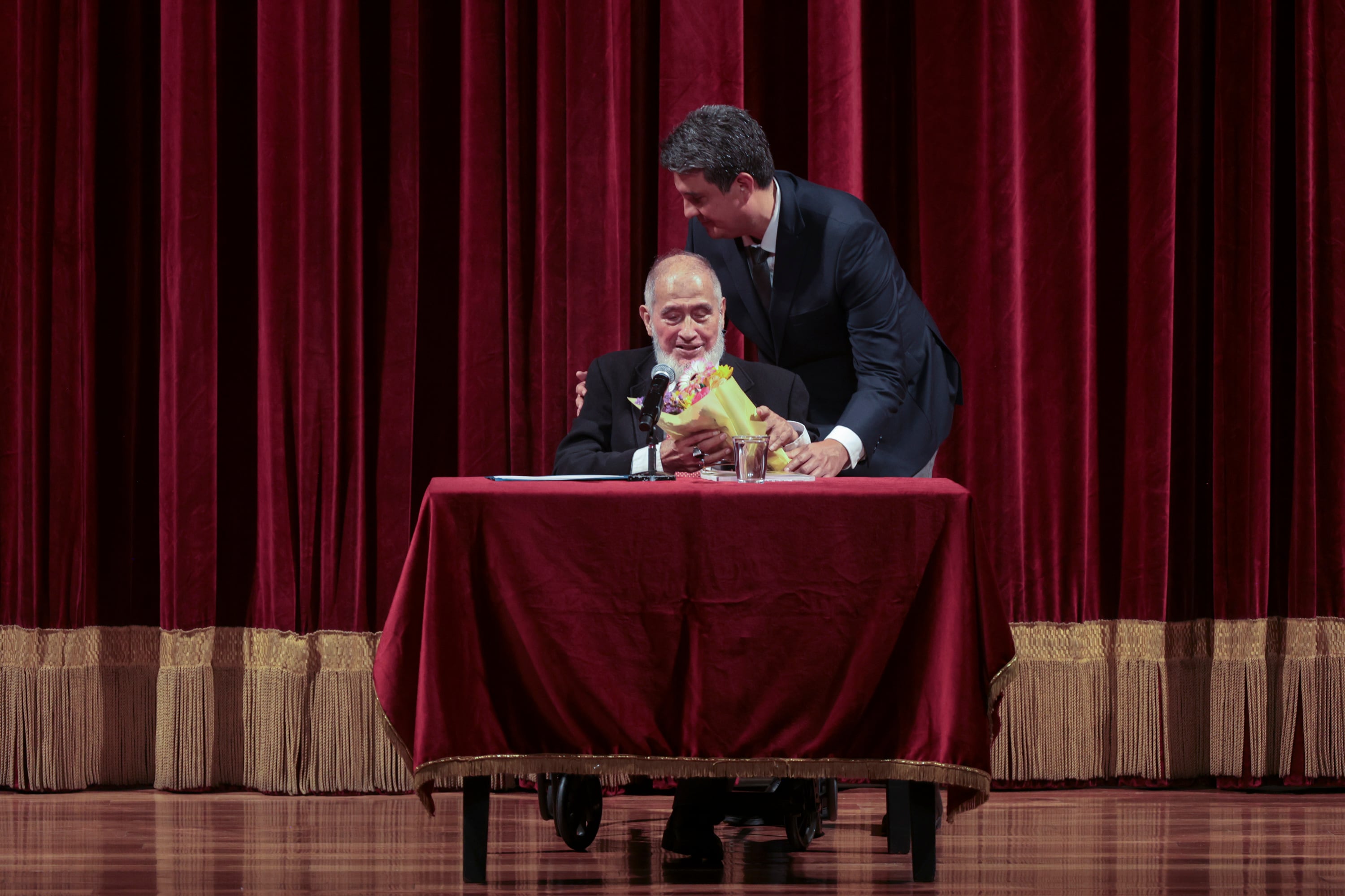 23/09/2026, San José, Teatro Nacional, Recital y entrevista con el poeta nacional Alfonso Chase.