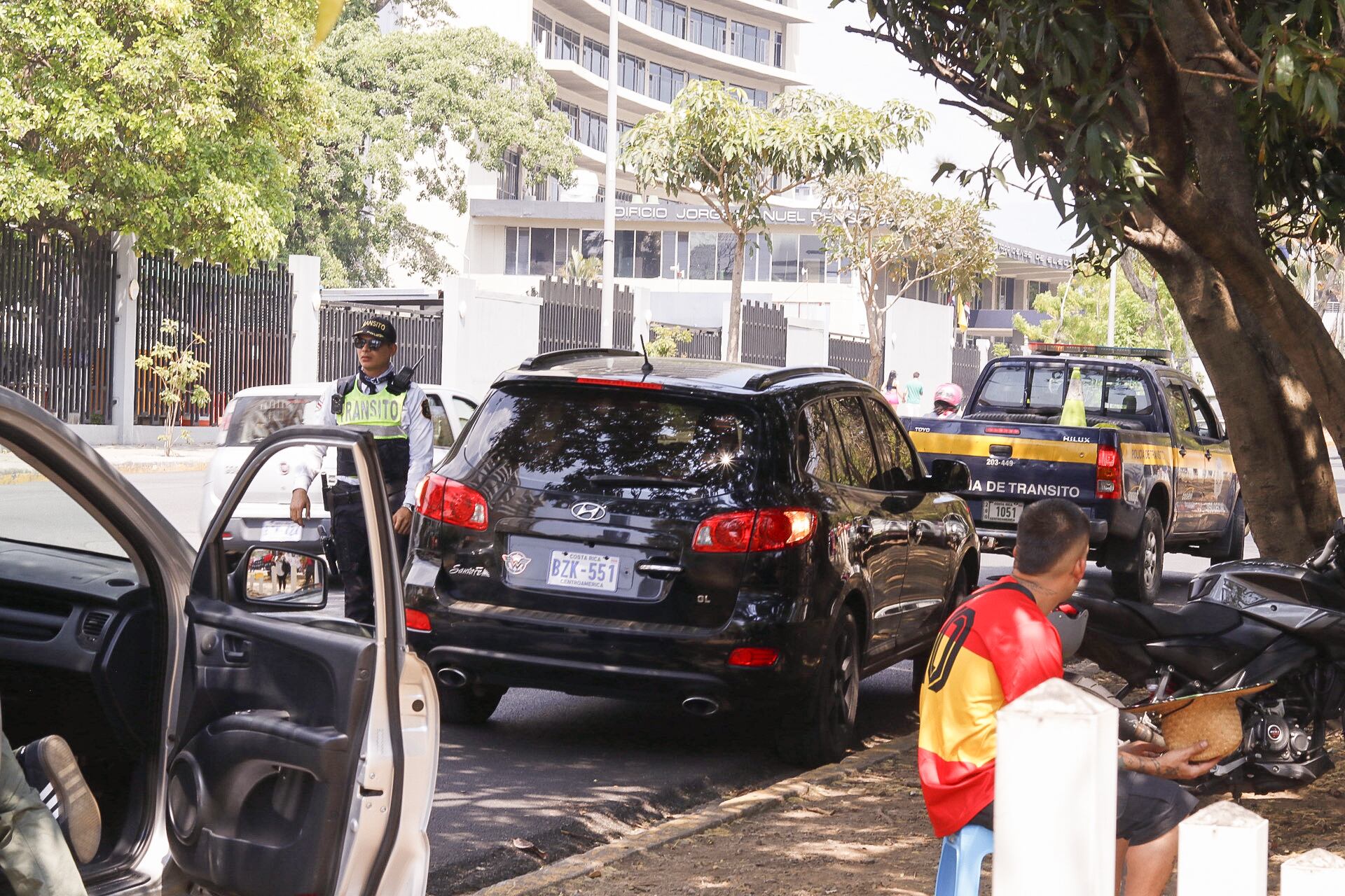 09/03/2024. Ambiente previo al concierto de Karol G. Estadio Nacional. Fotografía: Lilly Arce.